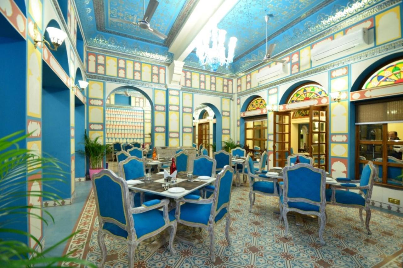 Nirbana Palace - A Heritage Hotel And Spa Джайпур Екстериор снимка