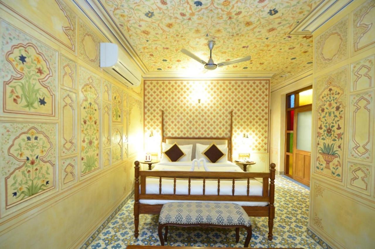 Nirbana Palace - A Heritage Hotel And Spa Джайпур Екстериор снимка