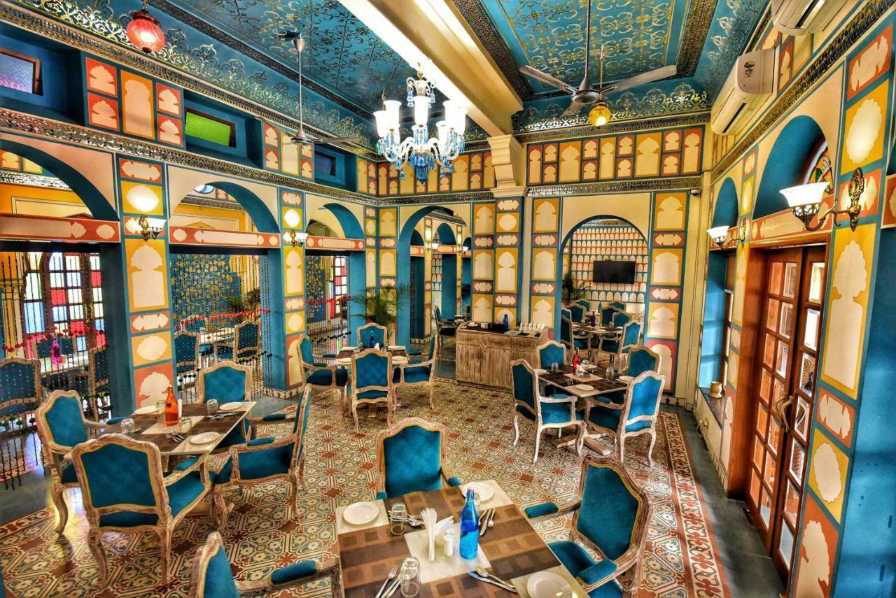 Nirbana Palace - A Heritage Hotel And Spa Джайпур Екстериор снимка