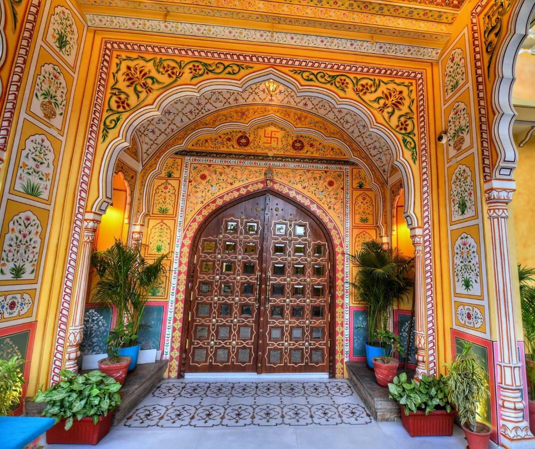 Nirbana Palace - A Heritage Hotel And Spa Джайпур Екстериор снимка