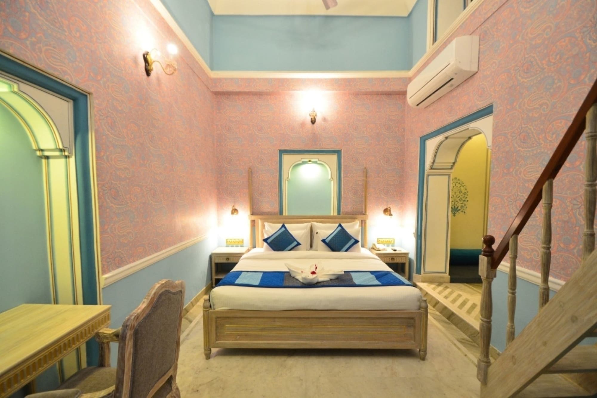 Nirbana Palace - A Heritage Hotel And Spa Джайпур Екстериор снимка